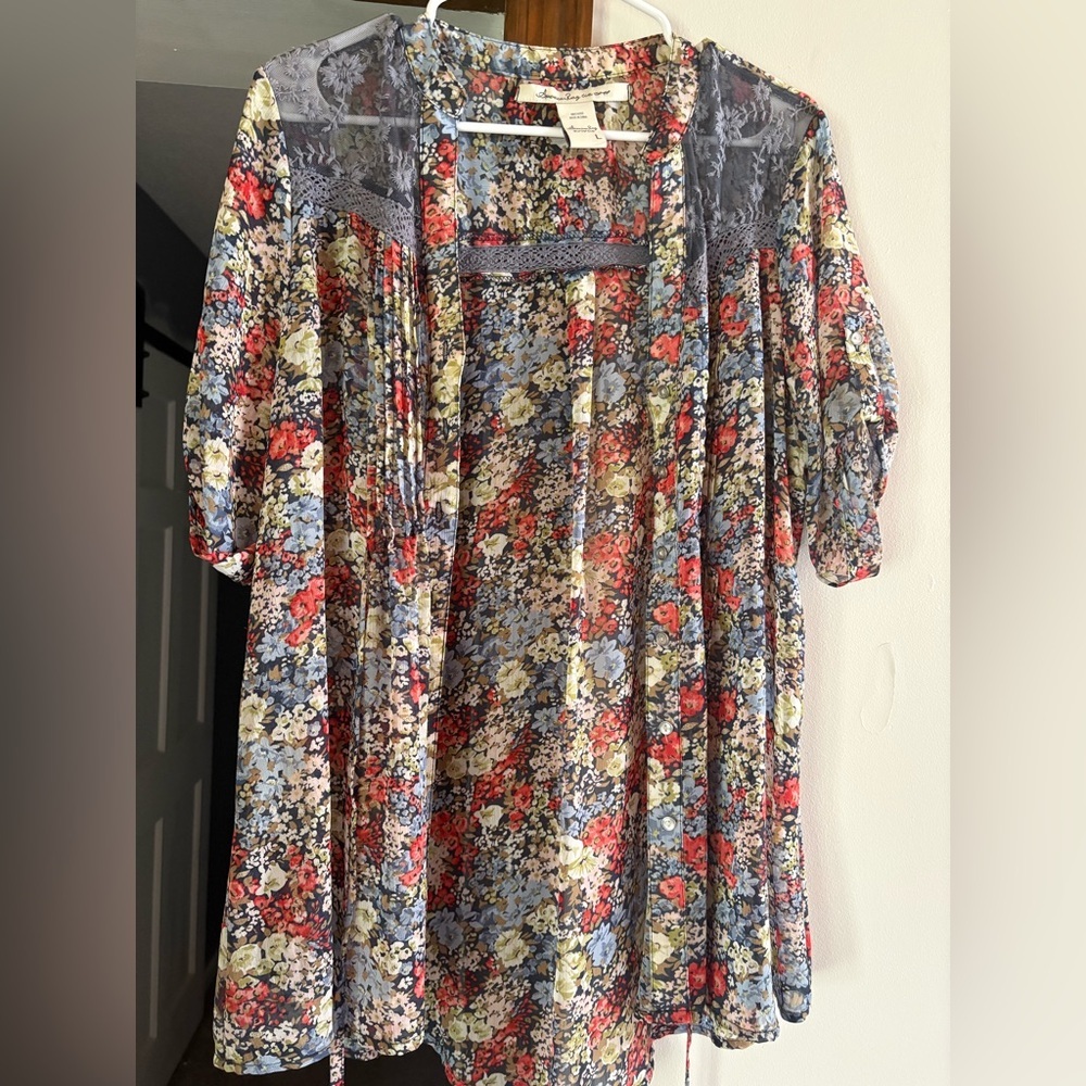 American Rag Multicolor Floral Button Down Blouse size large